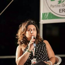 https://www.tp24.it/immagini_articoli/16-10-2026/pd-trapani-villabuona-attacca-l-unita-non-esiste-non-saro-alla-festa-e-valuta-le-dimissioni-250.jpg