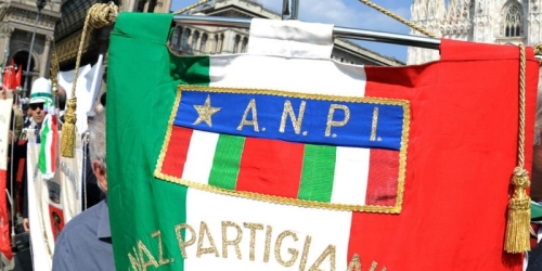 https://www.tp24.it/immagini_articoli/17-04-2026/castelvetrano-l-invito-di-anpi-alle-scuole-per-un-antifascismo-vivo-250.jpg