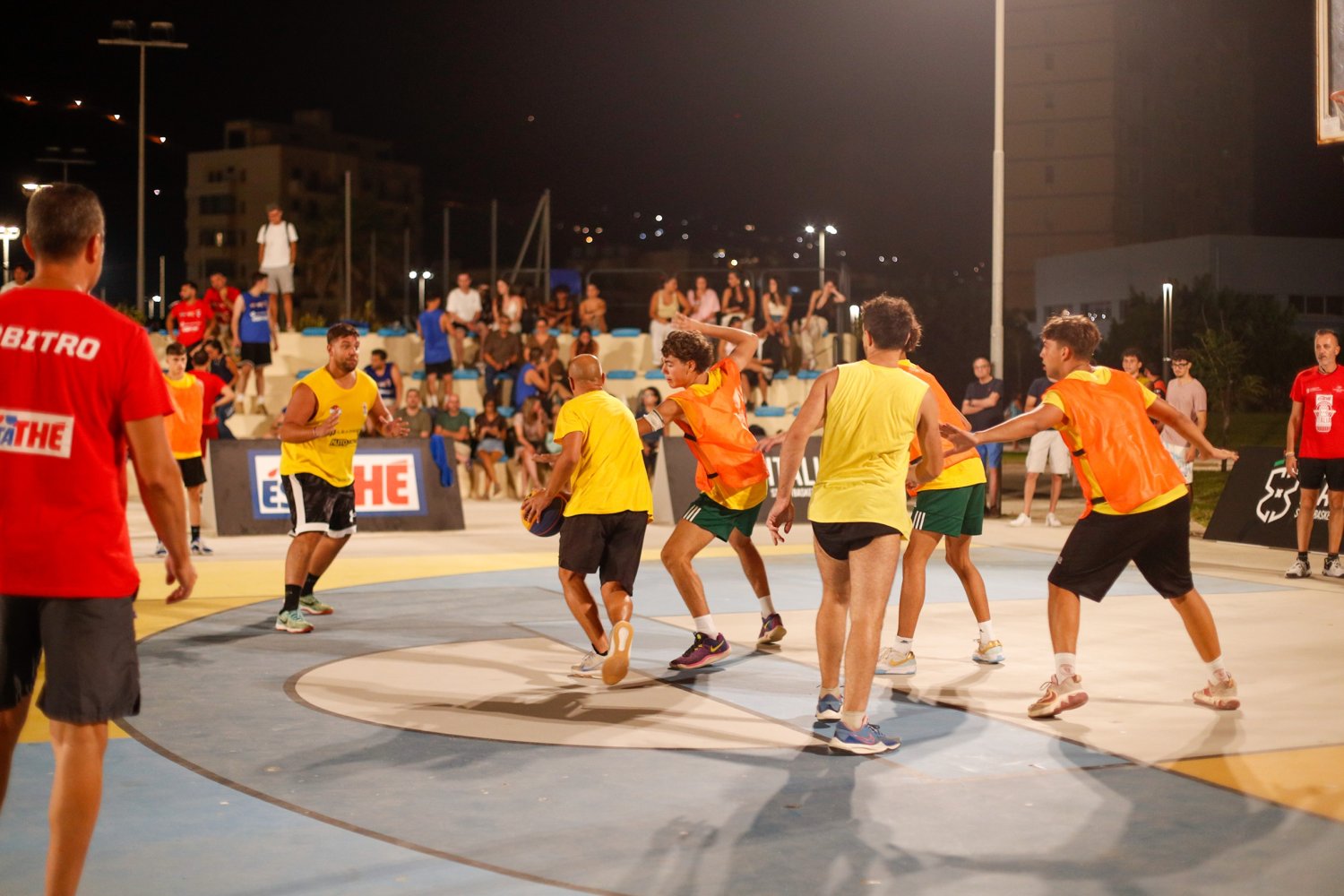https://www.tp24.it/immagini_articoli/17-07-2026/1784283498-0-erice-capitale-della-palla-a-spicchi-per-tre-giorni-di-basket-3x3.jpg