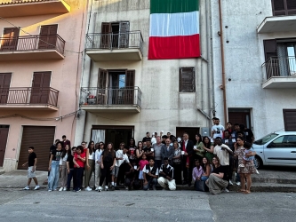 https://www.tp24.it/immagini_articoli/17-07-2026/il-presidente-mattarella-scrive-ai-ragazzi-del-sai-di-marsala-250.jpg