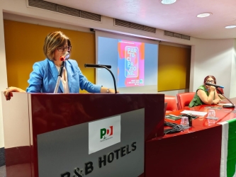 https://www.tp24.it/immagini_articoli/17-07-2026/pd-trapani-l-assemblea-della-partecipazione-i-giovani-vengono-una-volta-e-non-tornano-piu-250.jpg