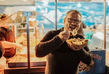 https://www.tp24.it/immagini_articoli/17-11-2025/alcamo-al-via-oggi-l-international-street-food-250.jpg