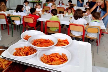 https://www.tp24.it/immagini_articoli/18-06-2026/mense-scolastiche-trapani-e-la-piu-cara-della-sicilia-250.jpg