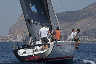 https://www.tp24.it/immagini_articoli/18-08-2026/trapani-querida-verso-montecarlo-col-guidone-della-lega-navale-alla-grande-regata-250.jpg