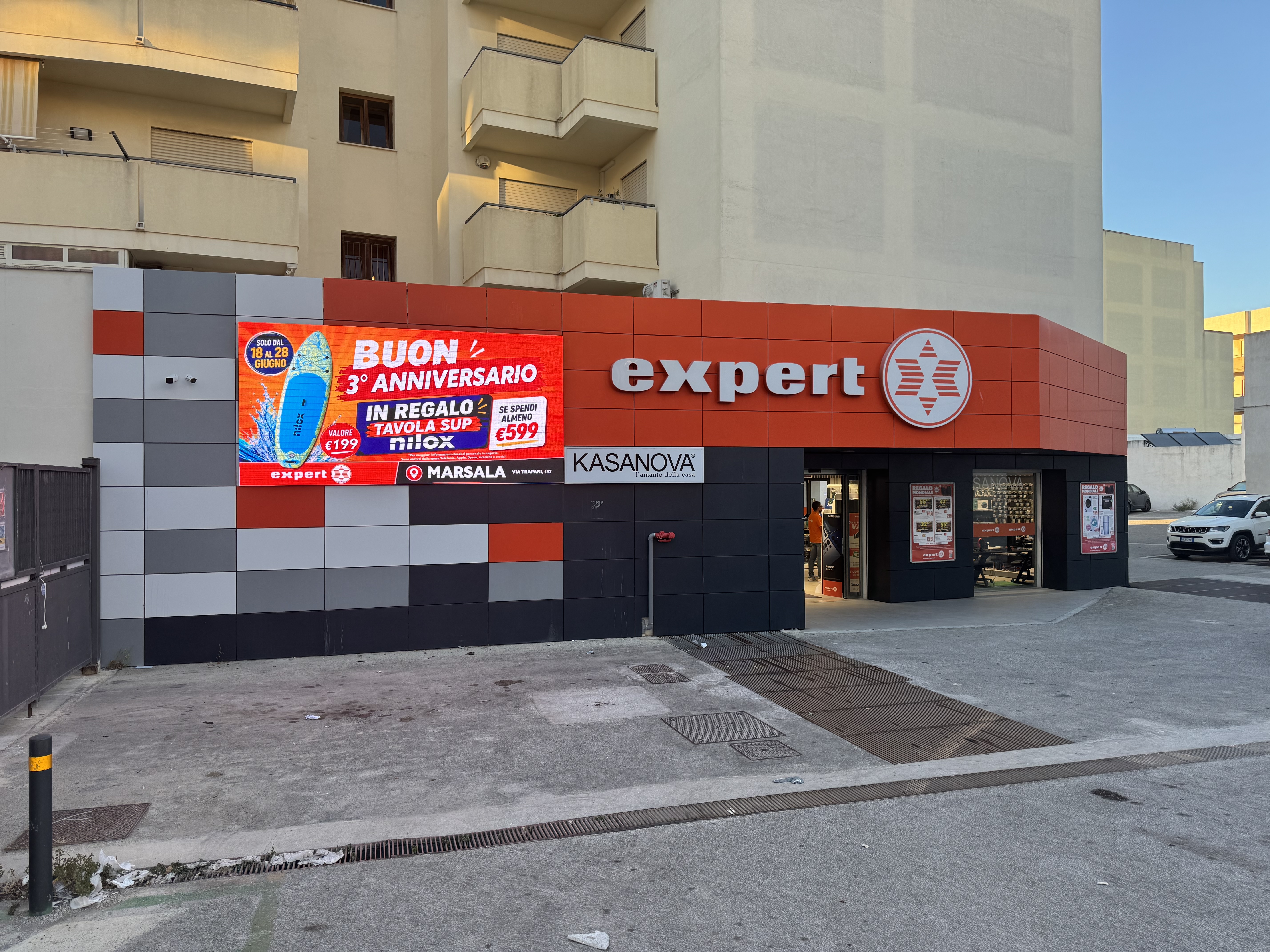 https://www.tp24.it/immagini_articoli/19-06-2026/1781861543-0-expert-supernova-marsala-compie-tre-anni-e-accoglie-uno-dei-cinque-apple-corner-d-italia.jpg