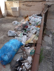 https://www.tp24.it/immagini_articoli/19-09-2026/marsala-torna-la-mini-discarica-in-via-giordano-bruno-servono-controlli-250.jpg