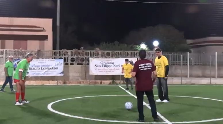 https://www.tp24.it/immagini_articoli/19-10-2026/1792439699-0-marsala-intitolato-a-biagio-lombardo-il-campo-sportivo-della-parrocchia-di-terrenove-bambina.jpg