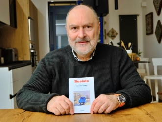 https://www.tp24.it/immagini_articoli/20-05-2026/festa-della-busiata-oggi-a-trapani-il-libro-di-giovanni-franco-e-cooking-show-250.jpg