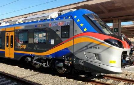 https://www.tp24.it/immagini_articoli/20-06-2025/1750440031-0-treni-speciali-per-vasco-a-messina-e-il-concertone-di-palermo.jpg