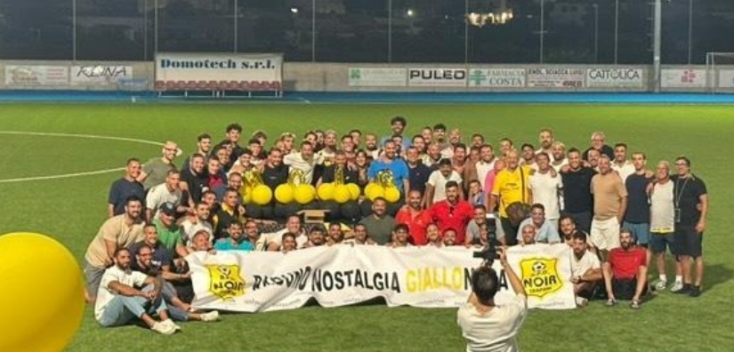 https://www.tp24.it/immagini_articoli/20-08-2025/1755710092-0-calcio-la-noir-di-trapani-si-ritrova-dopo-sette-anni-giornata-di-ricordi-ed-emozioni.png