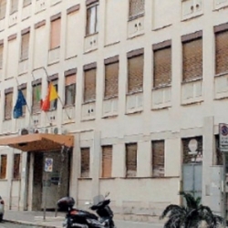 https://www.tp24.it/immagini_articoli/20-08-2026/direttore-sanitario-l-asp-di-trapani-deve-decidere-adesso-cosa-fare-250.jpg