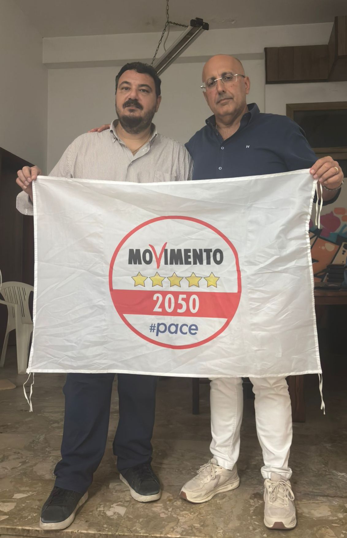 https://www.tp24.it/immagini_articoli/20-09-2025/1758362895-0-a-castelvetrano-salvatore-di-benedetto-e-il-nuovo-rappresentante-del-m5s.jpg