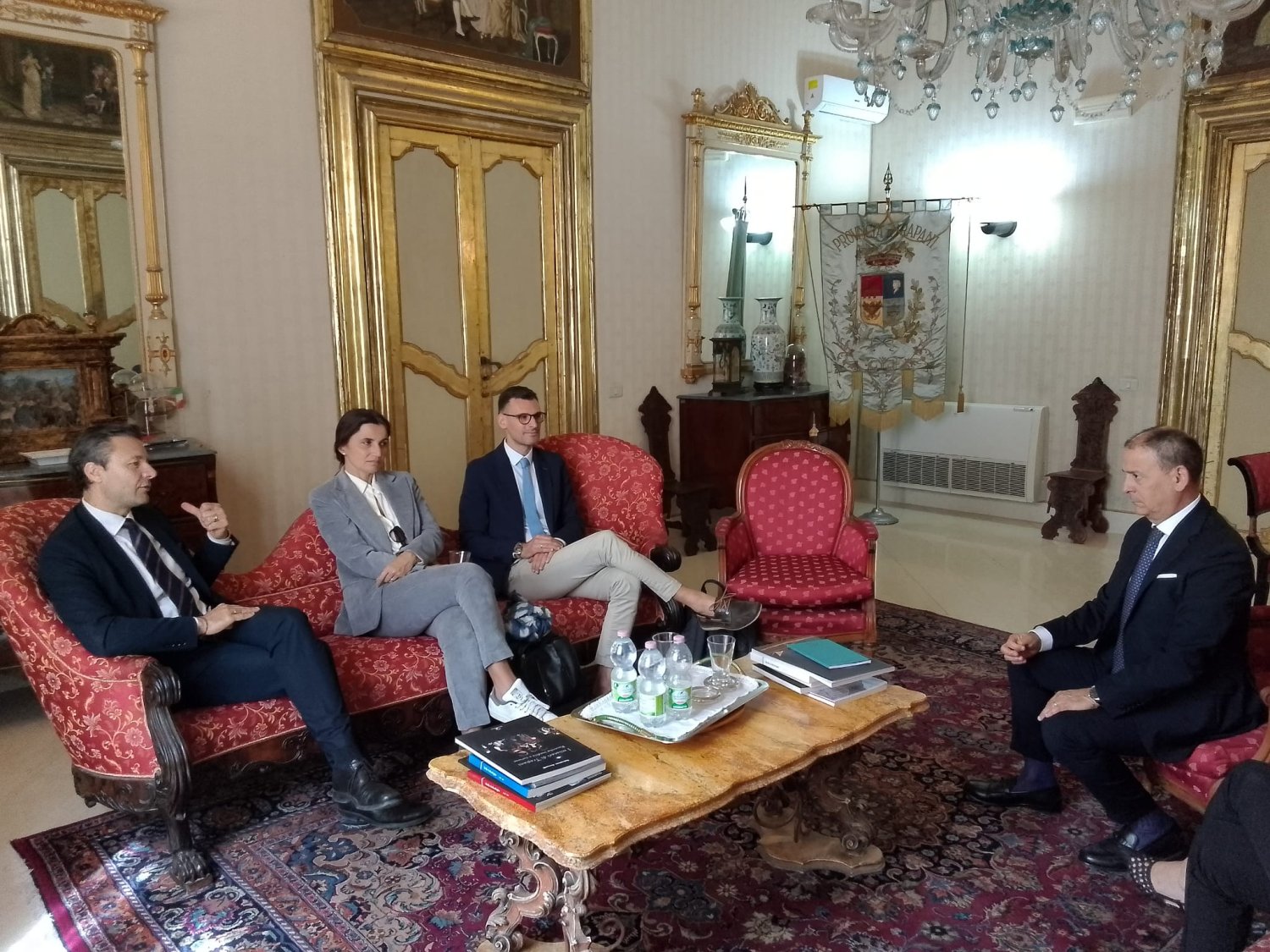 https://www.tp24.it/immagini_articoli/21-05-2026/1779354984-0-ferrovia-palermo-trapani-via-milo-quinci-fine-lavori-prevista-nel-2028.jpg