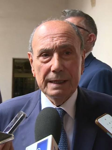 https://www.tp24.it/immagini_articoli/21-07-2026/1784618964-0-schifani-oggi-all-ars-per-la-relazione-sul-governo-le-opposizioni-parli-della-questione-morale.jpg