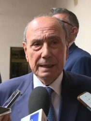 https://www.tp24.it/immagini_articoli/21-07-2026/schifani-oggi-all-ars-per-la-relazione-sul-governo-le-opposizioni-parli-della-questione-morale-250.jpg