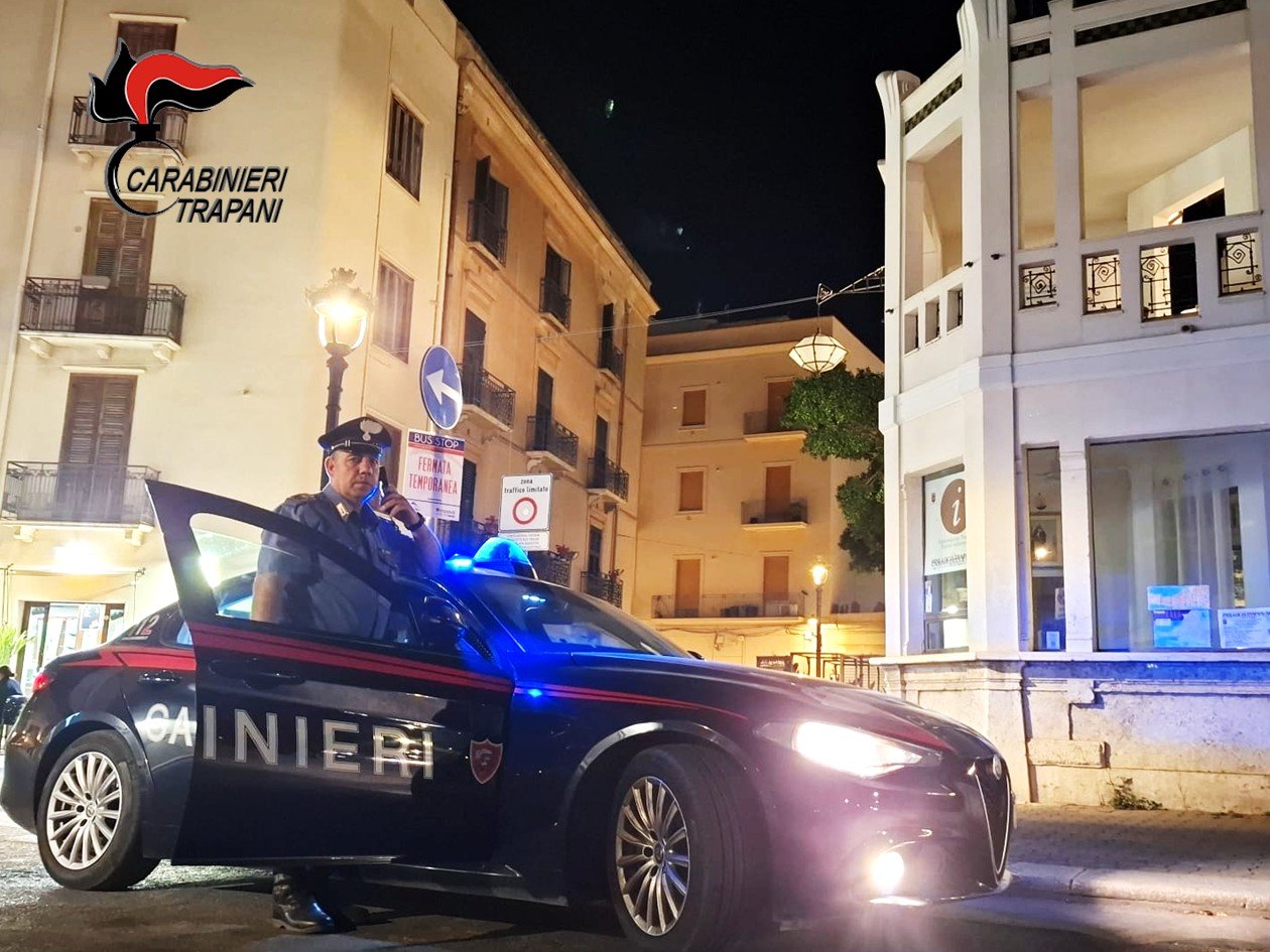 https://www.tp24.it/immagini_articoli/21-08-2026/1787301677-0-arresti-denunce-e-sequestri-nel-trapanese-il-bilancio-dei-carabinieri-tra-san-lorenzo-e-ferragosto.jpg