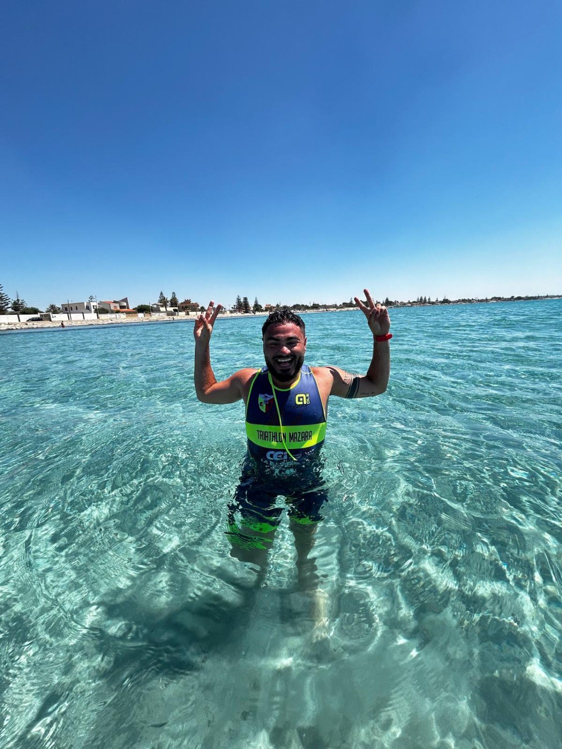 https://www.tp24.it/immagini_articoli/21-08-2026/1787313065-0-mazara-la-sfida-di-simone-la-barbera-50-km-a-nuoto-nelle-acque-di-tonnarella.jpg