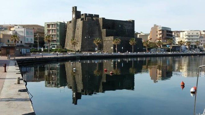 https://www.tp24.it/immagini_articoli/21-09-2026/1789984934-0-pantelleria-nel-piano-del-pd-per-le-isole-minori-diritto-a-restare-e-a-tornare.jpg