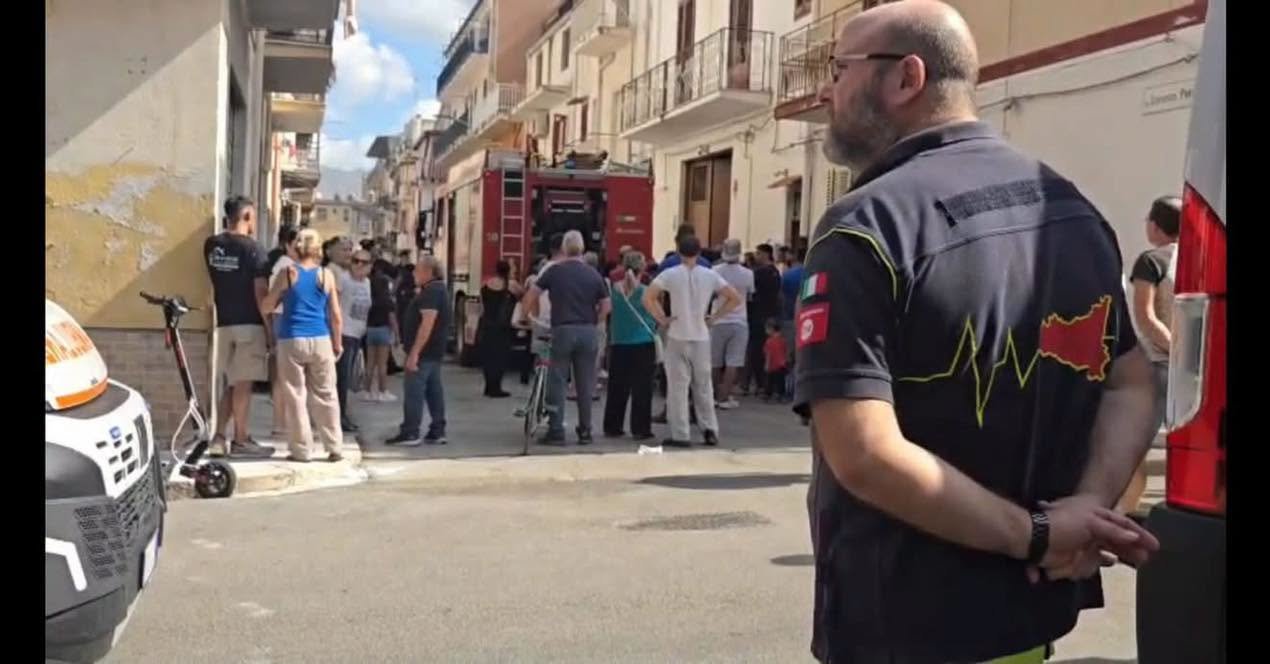 https://www.tp24.it/immagini_articoli/21-09-2026/1789990195-0-partinico-tragedia-in-un-garage-madre-e-figlio-muoiono-per-le-esalazioni-di-una-cisterna.jpg
