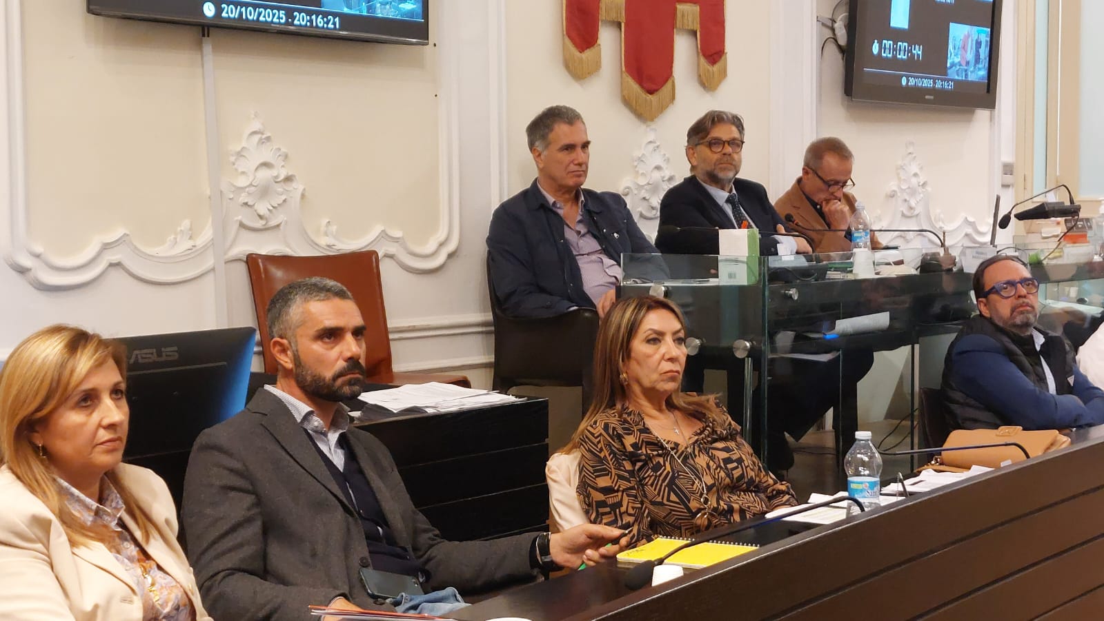 https://www.tp24.it/immagini_articoli/21-10-2025/1760999520-0-trapani-sul-caso-asacom-opposizione-e-maggioranza-trovano-l-accordo-nasce-una-mozione.jpg