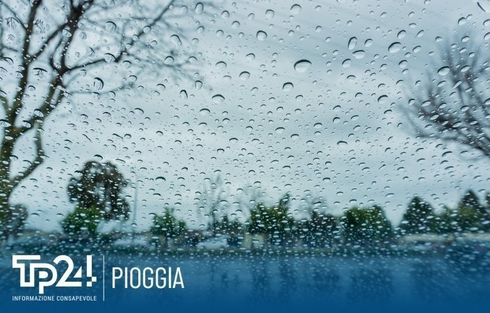 https://www.tp24.it/immagini_articoli/21-10-2026/1792562326-0-meteo-sicilia-oggi-21-ottobre-allerta-gialla-temporali-e-raffiche-oltre-i-100-km-h.jpg