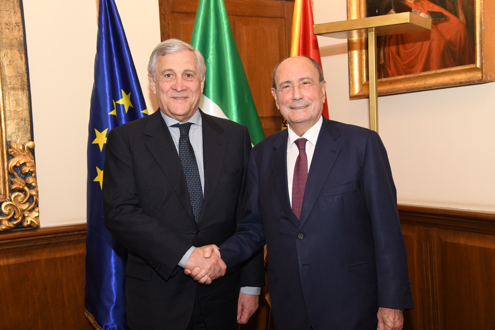 https://www.tp24.it/immagini_articoli/22-03-2025/1742663724-0-schifani-incontra-il-ministro-tajani-su-mediterraneo-e-immigrazione.jpg