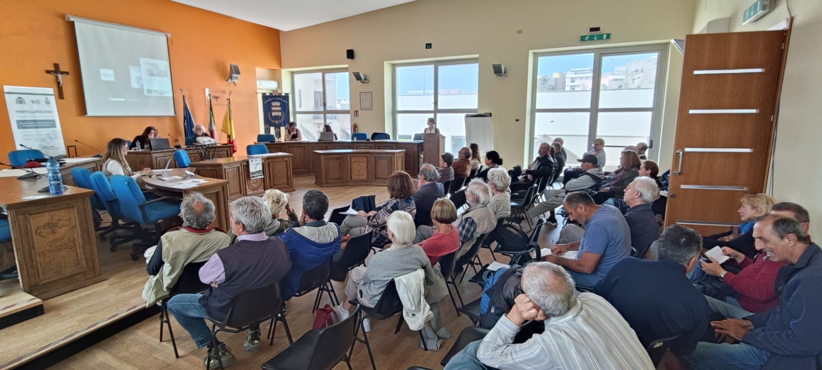 https://www.tp24.it/immagini_articoli/22-05-2025/1747932265-0-pantelleria-2030-al-via-il-percorso-partecipativo-per-un-futuro-sostenibile-dell-isola.jpg