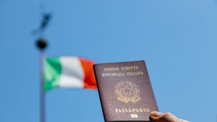 https://www.tp24.it/immagini_articoli/22-06-2026/marsala-cinque-nuovi-italiani-adesso-possono-chiedere-la-cittadinanza-250.jpg