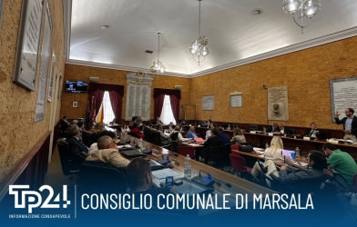 https://www.tp24.it/immagini_articoli/22-09-2026/marsala-si-al-nuovo-regolamento-sulla-videosorveglianza-ma-e-scontro-sulla-sicurezza-250.jpg