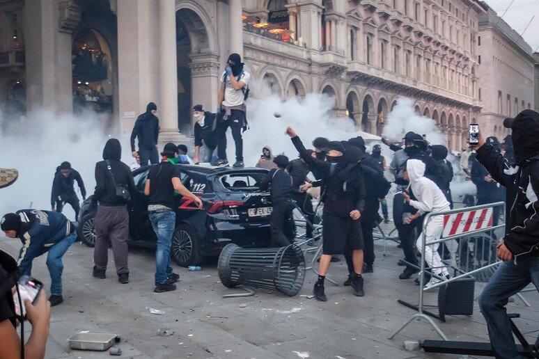 https://www.tp24.it/immagini_articoli/22-10-2026/1792633739-0-figli-della-stessa-madre.jpg