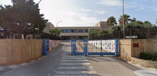 https://www.tp24.it/immagini_articoli/23-04-2026/marsala-maestra-aggredita-alla-scuola-asta-sturzo-di-via-falcone-250.jpg