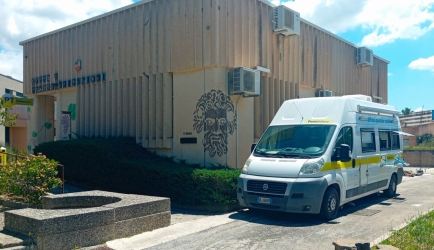 https://www.tp24.it/immagini_articoli/23-05-2026/salaparuta-poste-italiane-rinnova-l-ufficio-postale-al-via-i-lavori-del-progetto-polis-250.jpg