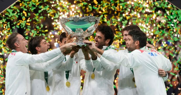 https://www.tp24.it/immagini_articoli/23-07-2026/1784796919-0-tennis-il-30-e-31-agosto-il-sunshine-tennis-club-ospitera-il-trofeo-della-coppa-davis.jpg