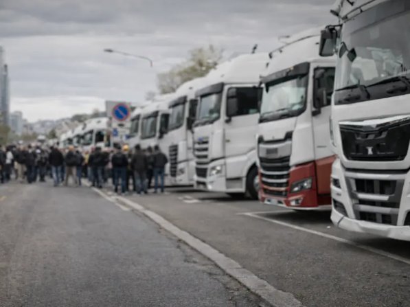 https://www.tp24.it/immagini_articoli/23-09-2026/1790181051-0-trasporti-cna-fita-sicilia-o-misure-immediate-o-il-settore-rischia-di-chiudere.jpg