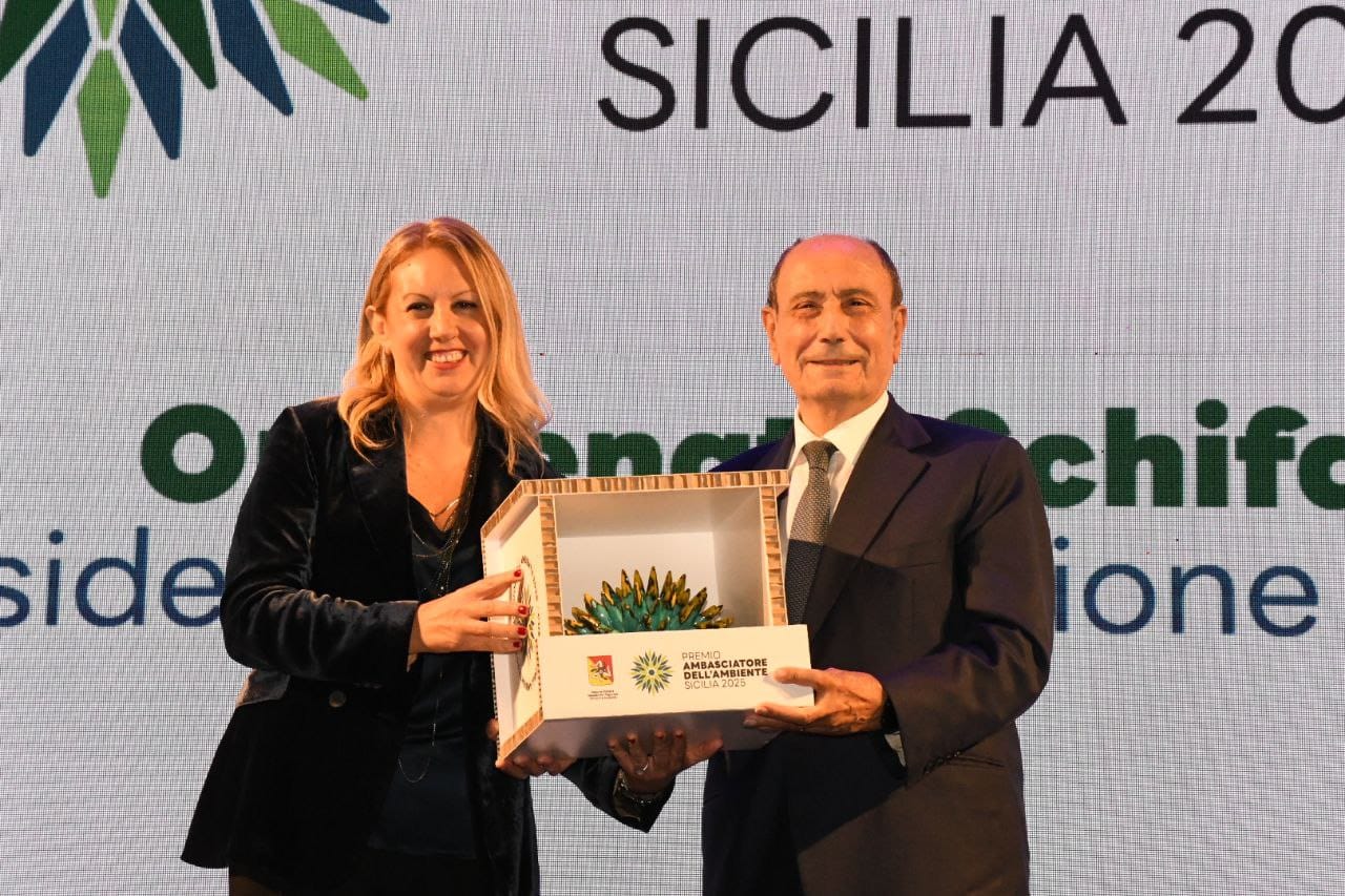 https://www.tp24.it/immagini_articoli/23-11-2025/1763890901-0-tutela-dell-ambiente-in-sicilia-schifani-premia-se-stesso.jpg