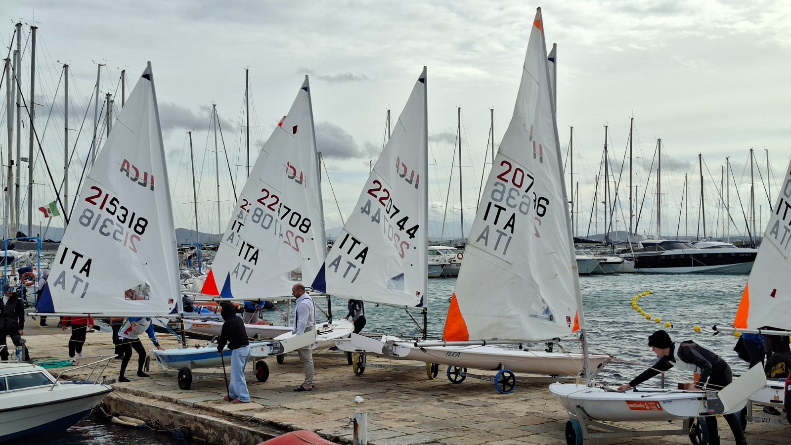 https://www.tp24.it/immagini_articoli/24-01-2026/1769257573-0-vela-a-trapani-al-via-il-campionato-zonale-ilca-oltre-60-timonieri-in-regata.jpg