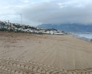https://www.tp24.it/immagini_articoli/24-03-2026/alcamo-al-via-la-pulizia-straordinaria-della-spiaggia-in-vista-della-pasqua-250.jpg