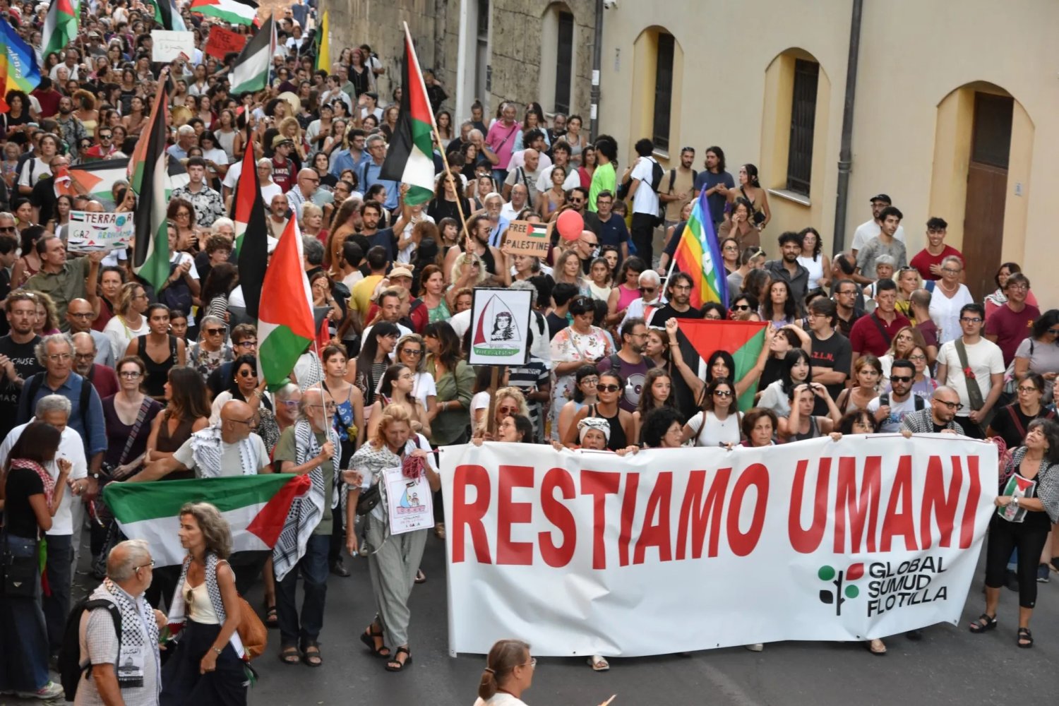 https://www.tp24.it/immagini_articoli/24-04-2026/1777053753-0-palermo-indagati-per-manifestazione-contro-la-guerra-a-gaza.jpg