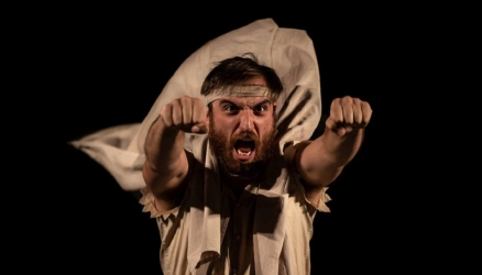 https://www.tp24.it/immagini_articoli/24-07-2026/teatri-di-pietra-otto-spettacoli-tra-selinunte-e-le-cave-di-cusa-250.jpg