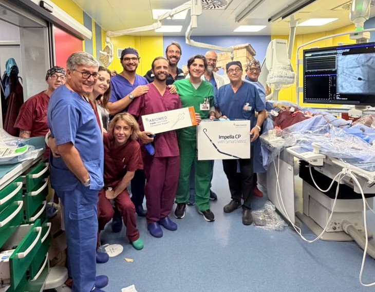 https://www.tp24.it/immagini_articoli/24-08-2026/1787608552-0-castelvetrano-il-caso-della-foto-in-sala-operatoria.jpg