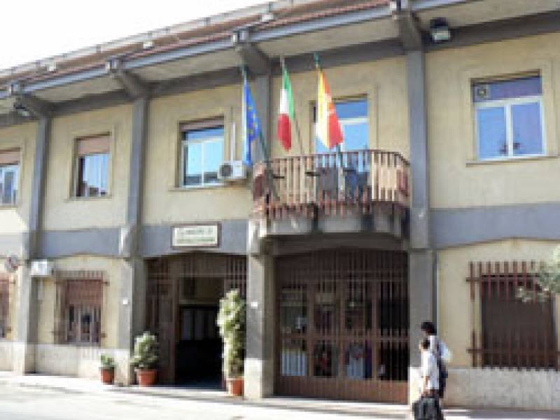 https://www.tp24.it/immagini_articoli/24-09-2026/1790233792-0-campobello-forza-italia-chiede-chiarezza-sulla-gestione-del-patrimonio-comunale.jpg