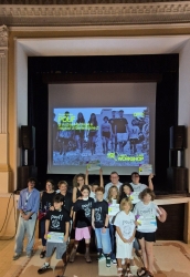https://www.tp24.it/immagini_articoli/24-09-2026/castellammare-con-generazione-zeta-i-ragazzi-raccontano-la-realta-con-il-corto-pouf-250.jpg
