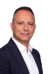 https://www.tp24.it/immagini_articoli/25-05-2026/campobello-di-mazara-ha-il-suo-nuovo-sindaco-e-daniele-mangiaracina-250.jpg