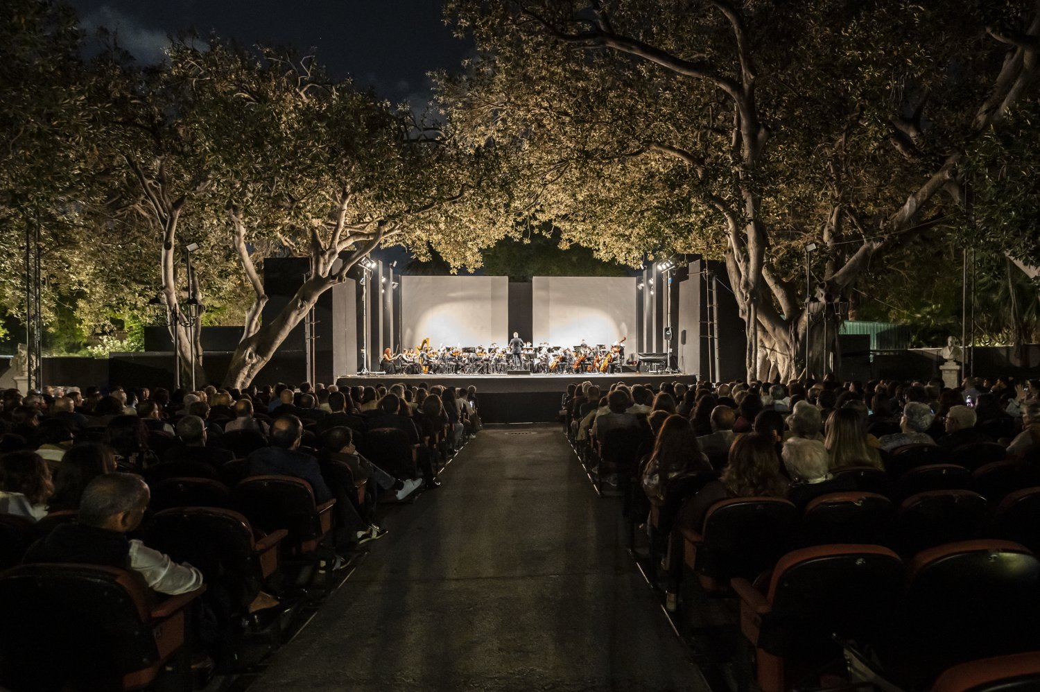 https://www.tp24.it/immagini_articoli/25-06-2026/1782386164-0-trapani-luglio-musicale-entra-nel-vivo-la-stagione-verbi-d-amore.jpg