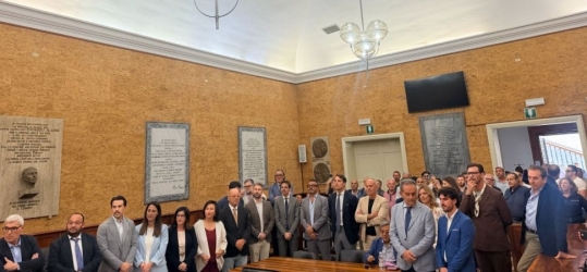 https://www.tp24.it/immagini_articoli/25-06-2026/marsala-oggi-il-primo-consiglio-comunale-maggioranza-larga-per-la-patti-ma-tutt-altro-che-solida-250.jpg