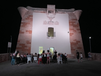 https://www.tp24.it/immagini_articoli/25-08-2026/arcani-sotto-le-stelle-a-trapani-la-lunga-storia-dei-tarocchi-250.jpg