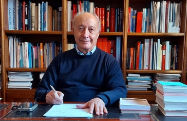 https://www.tp24.it/immagini_articoli/25-08-2026/la-sanita-e-le-lista-d-attesa-la-carenza-dei-medici-e-un-alibi-ecco-cosa-si-puo-fare-250.jpg