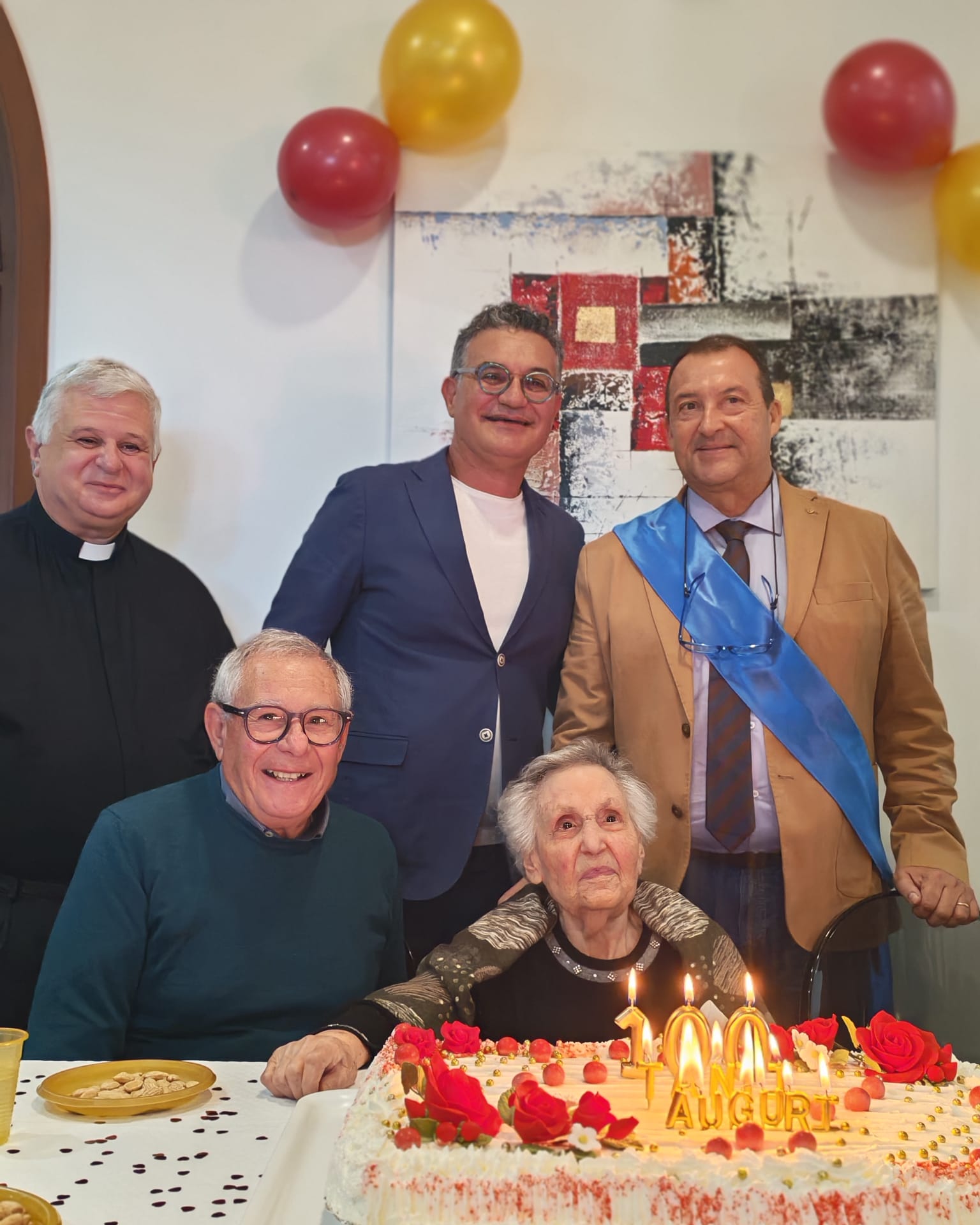 https://www.tp24.it/immagini_articoli/25-10-2025/1761380627-0-valderice-festeggia-i-100-anni-di-nonna-luigia-giliberto.jpg