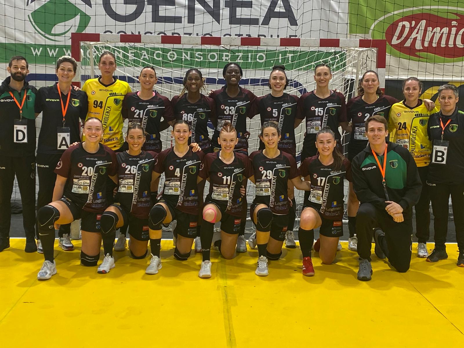 https://www.tp24.it/immagini_articoli/25-10-2025/1761421904-0-handball-erice-da-sballo-vittoria-di-forza-contro-salerni.jpg