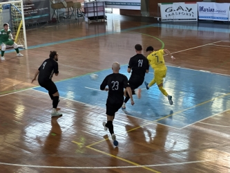https://www.tp24.it/immagini_articoli/25-10-2025/futsal-mazara-primo-sorriso-interno-battuto-l-eur-calcio-a-5-250.jpg